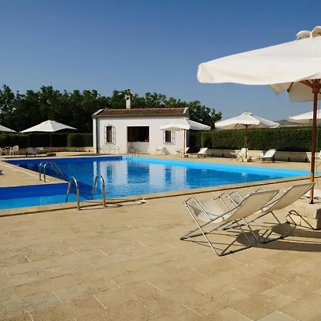 Sleeps 2 Pool Wifi T764329 Apartment Montescaglioso