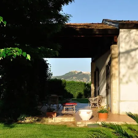Apartment Sleeps 2 Pool Wifi T764329 Montescaglioso