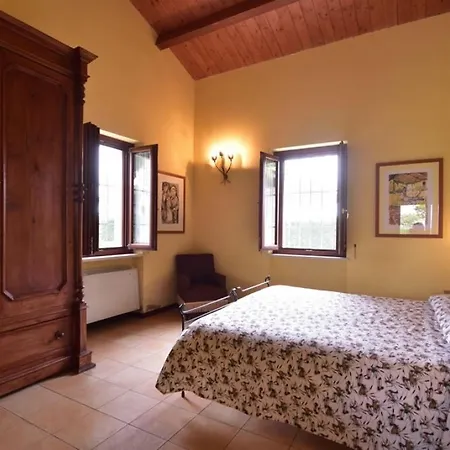 Sleeps 2 Pool Wifi T764329 * Montescaglioso